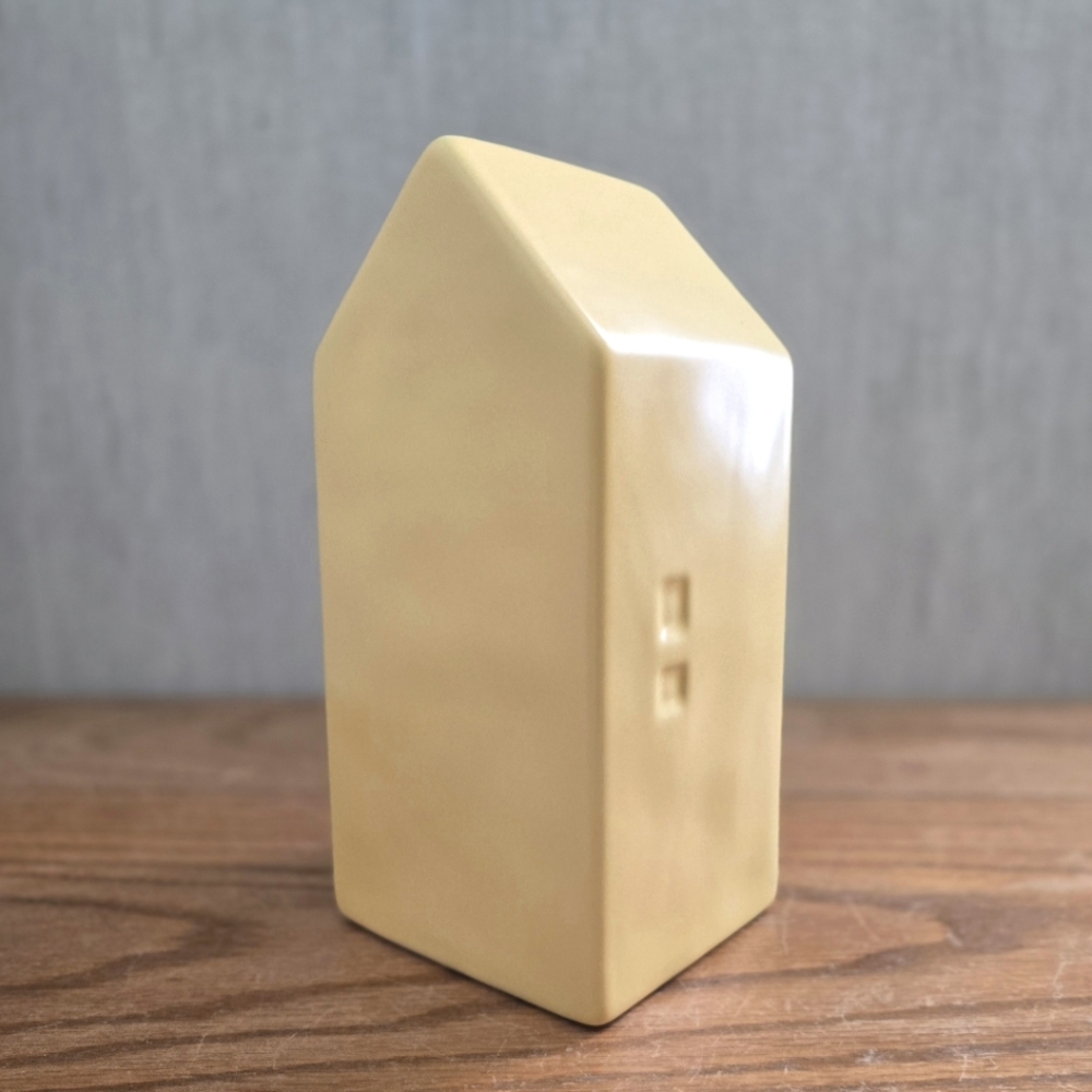 Rae Dunn House Shaped Flower Vase - Picture 3 of 4